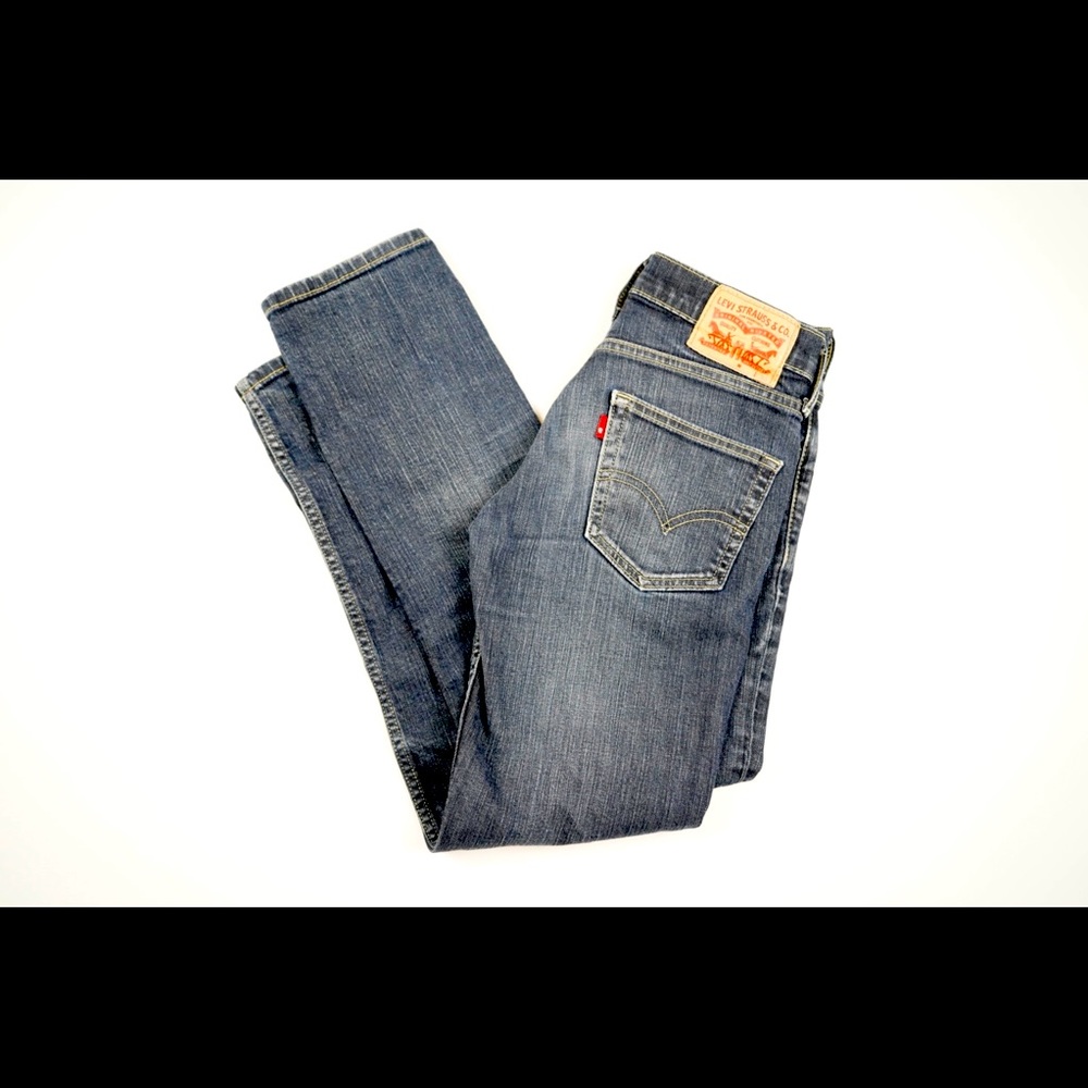 Levi’s Slim Fit Jeans